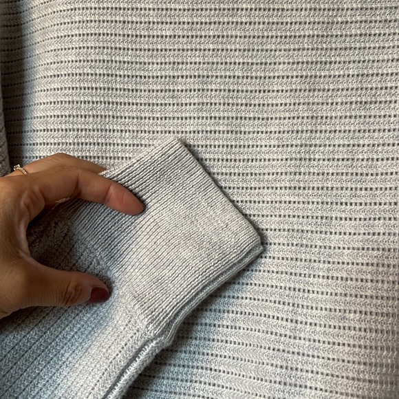 wilfred free Lolan cropped sweater - Picture 4 of 5